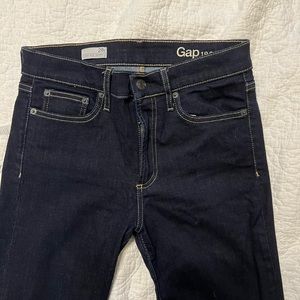 GAP Dark wash high rise skinny jeans